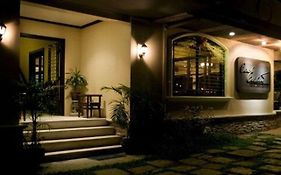 Casa Escano Bed And Breakfast Cebu 3*